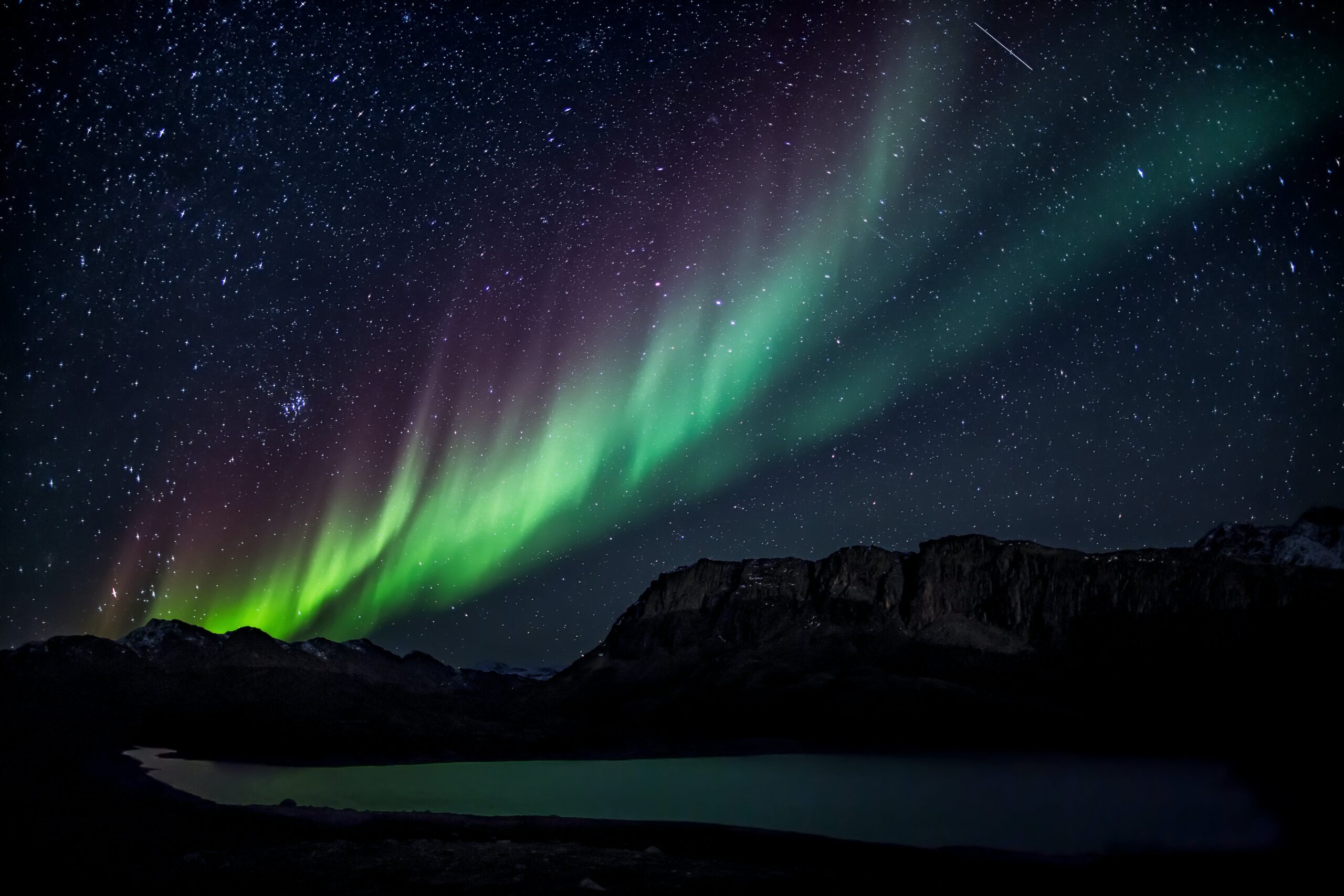 https://regeneratetheeconomy.com/wp-content/uploads/pexels-visit-greenland-360912-scaled.jpg
